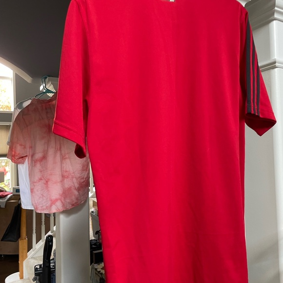 NWOT Adidas men’s short sleeve shirt activewear size medium - Picture 3 of 4